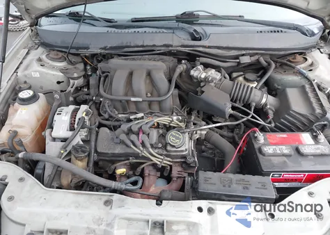 2004 Mercury Sable Gs from USA, damaged, VIN 1MEFM58UX4A608268